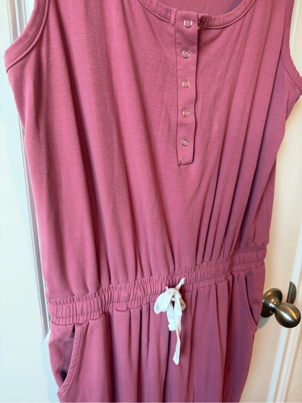 ⚡️Mauve Sleeveless Jumpsuit with Drawstring Waist - Picture 3 of 5